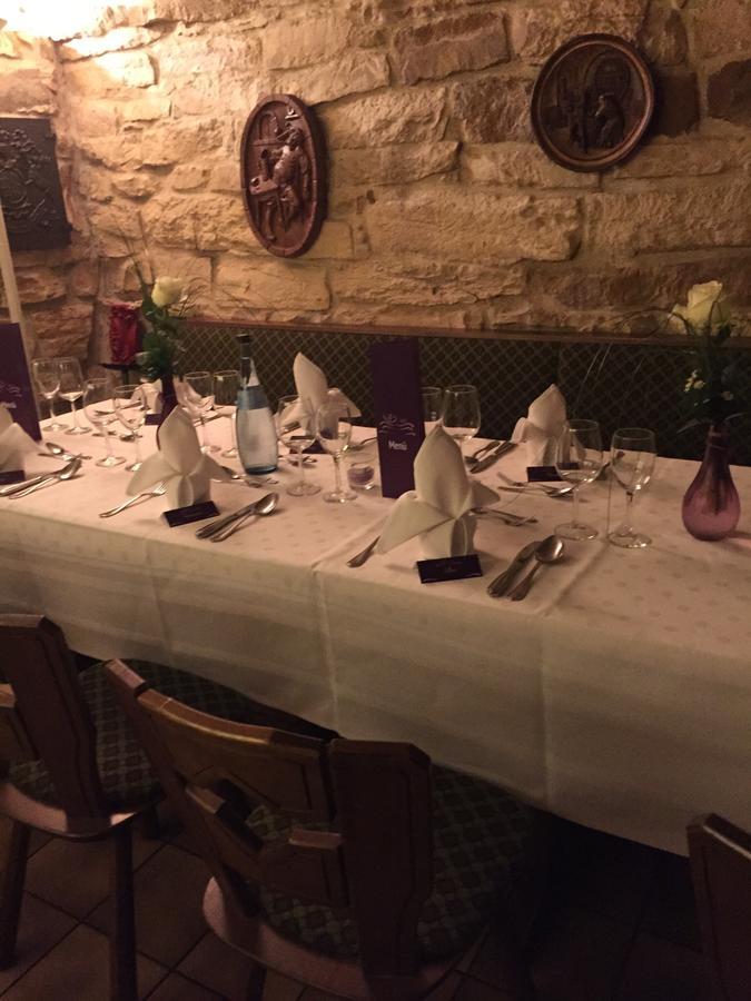 Hotel-Restaurant Lowen Süßen Dış mekan fotoğraf